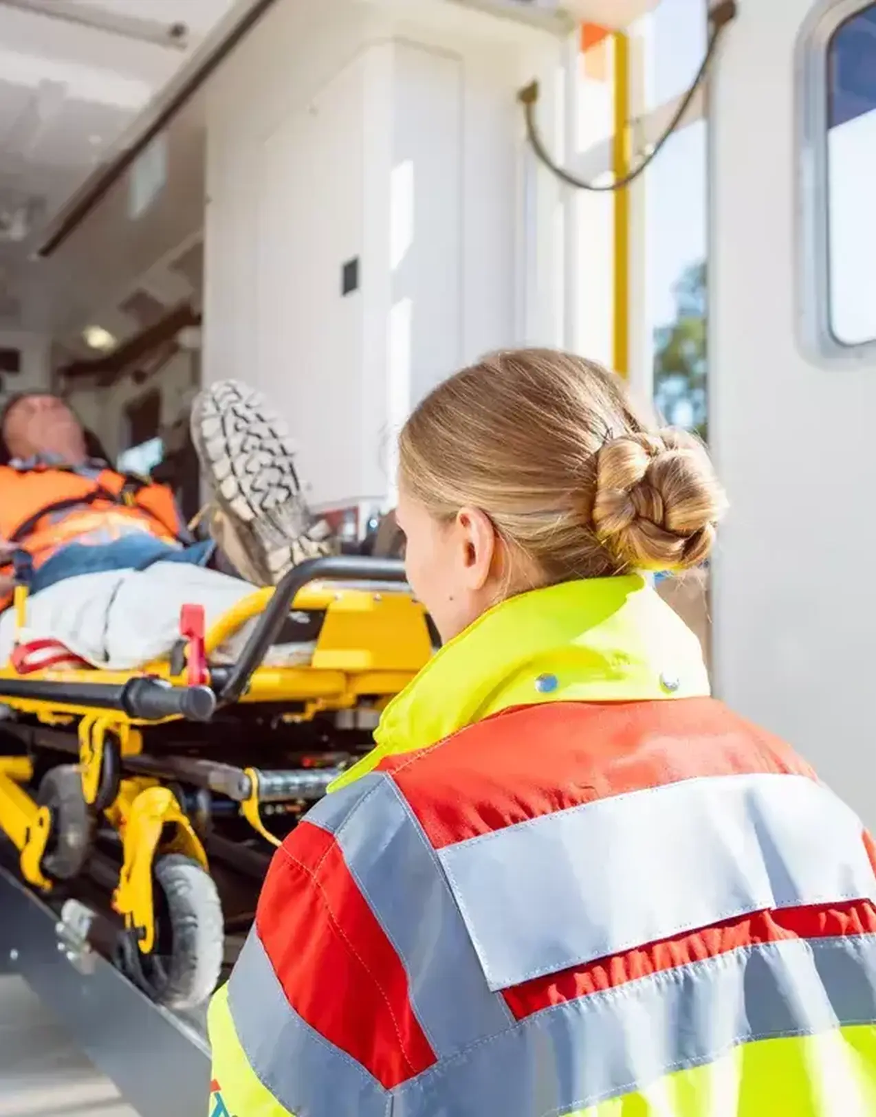The top 5 questions about road ambulance repatriations