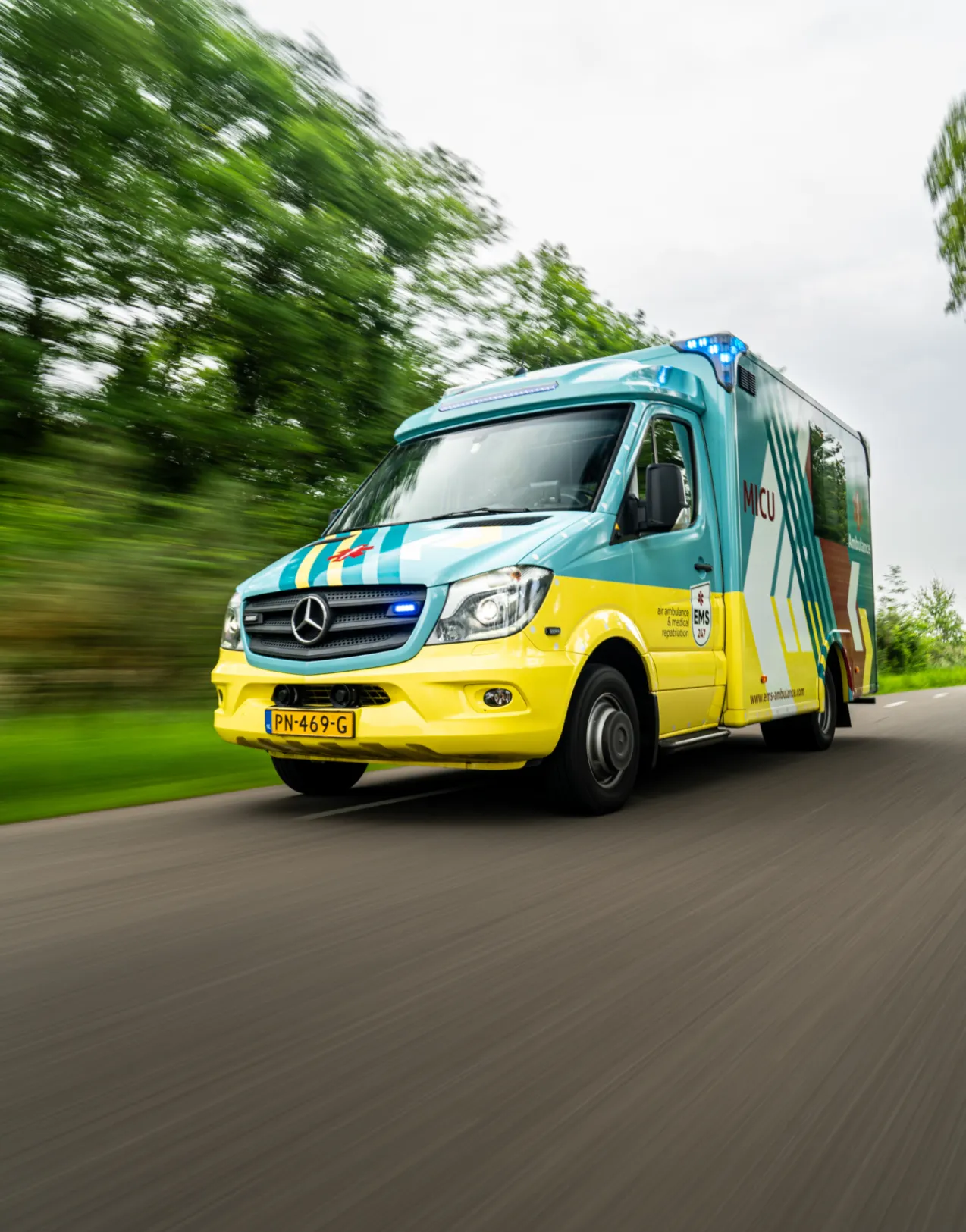 EMS Gecomprimeerd 02215