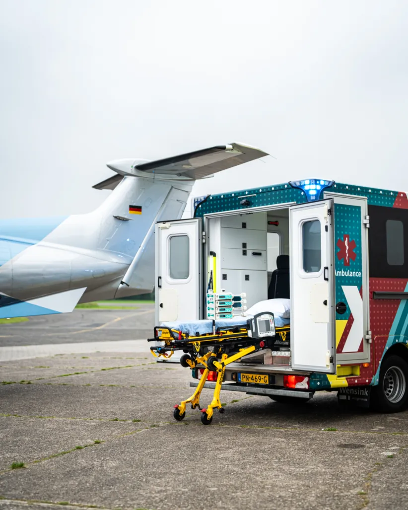 Medical repatriation with EMS